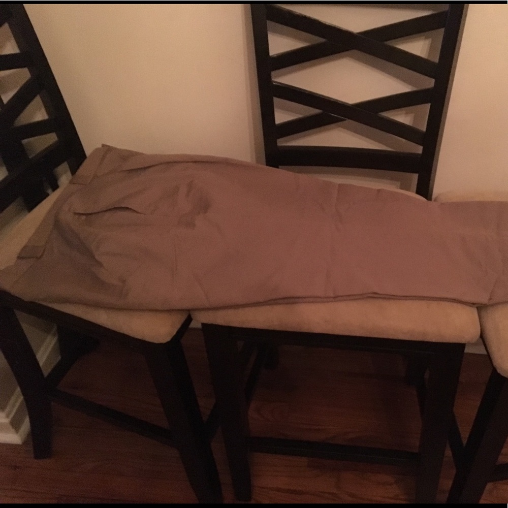 Khaki pants **👖4 pair for $15 when bundled